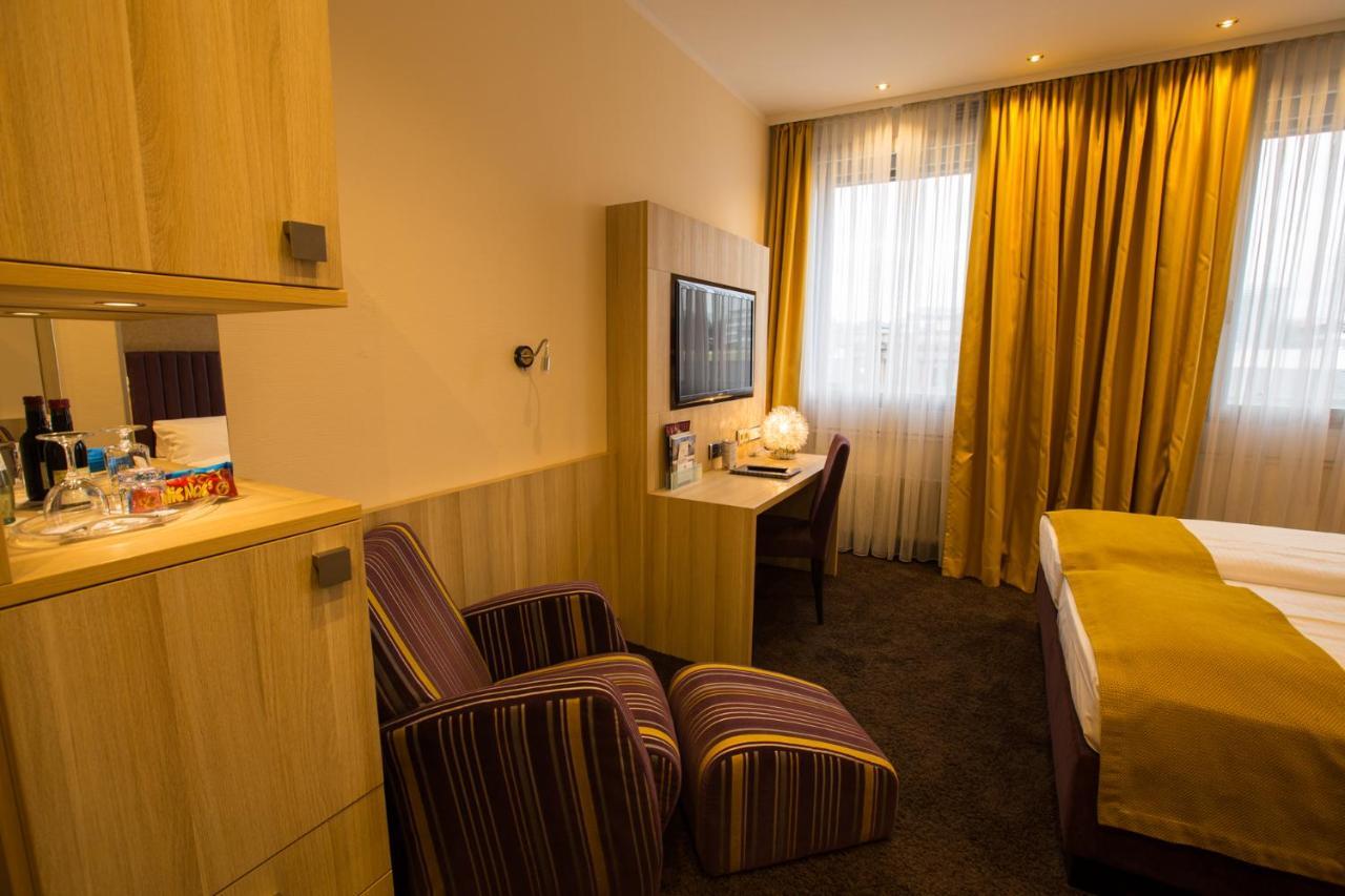 Top Hotel Hammer - Mainz Hauptbahnhof Екстер'єр фото